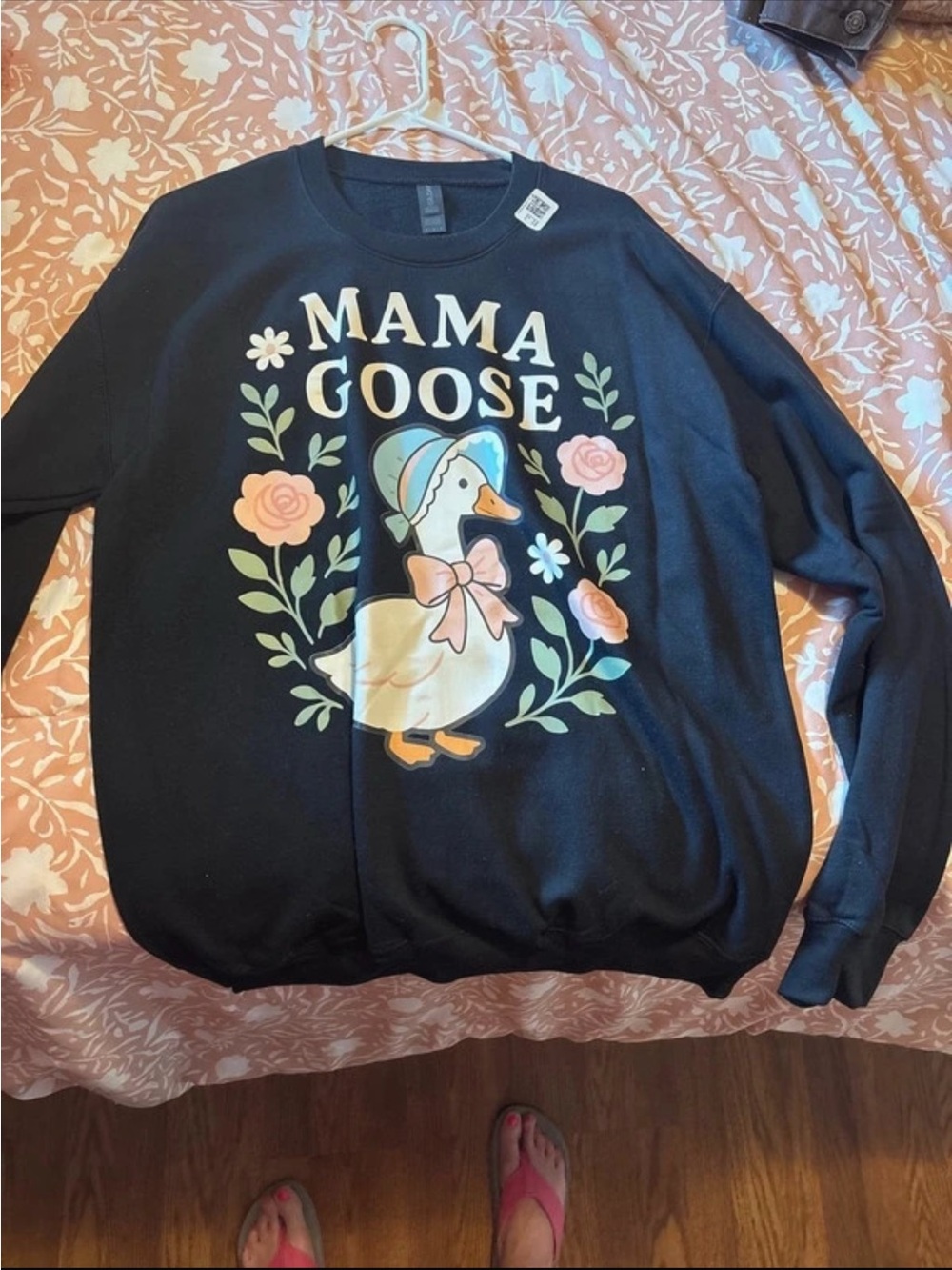 Gildan Black 'Mama Goose' Floral Graphic Crewneck Sweatshirt